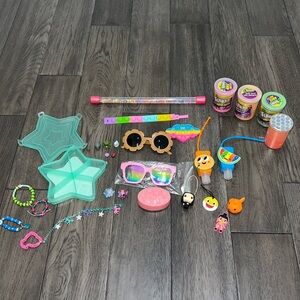 Bundle of kids toys and accessories